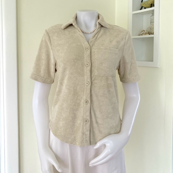Gap Body Towel Terry beige button front short sleeve top - Picture 9 of 16